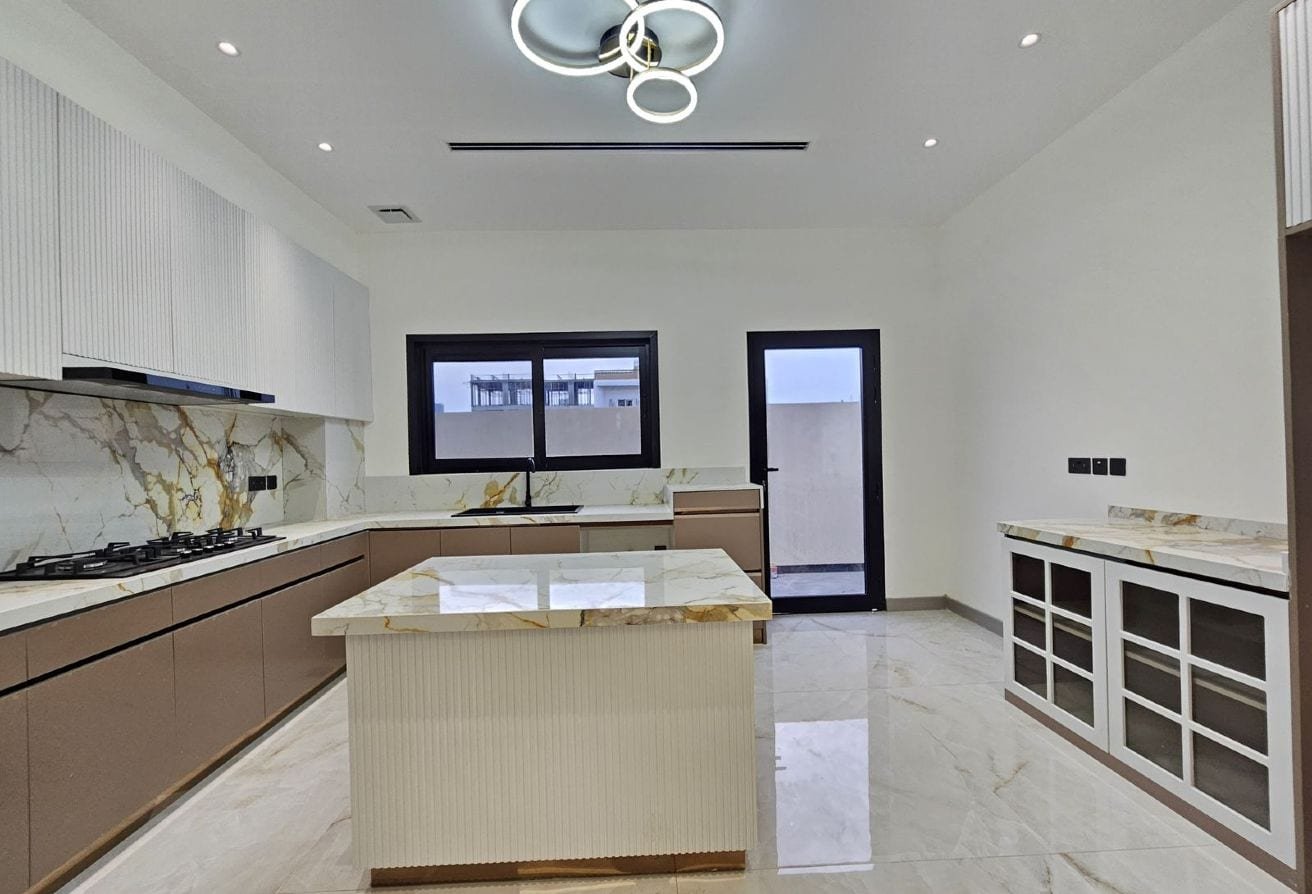5BR Villa for Sale in Al Zahia, Ajman – photo 4