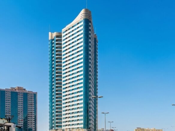 3BR Apartment for Rent in Conqueror Tower, Ajman – photo 1