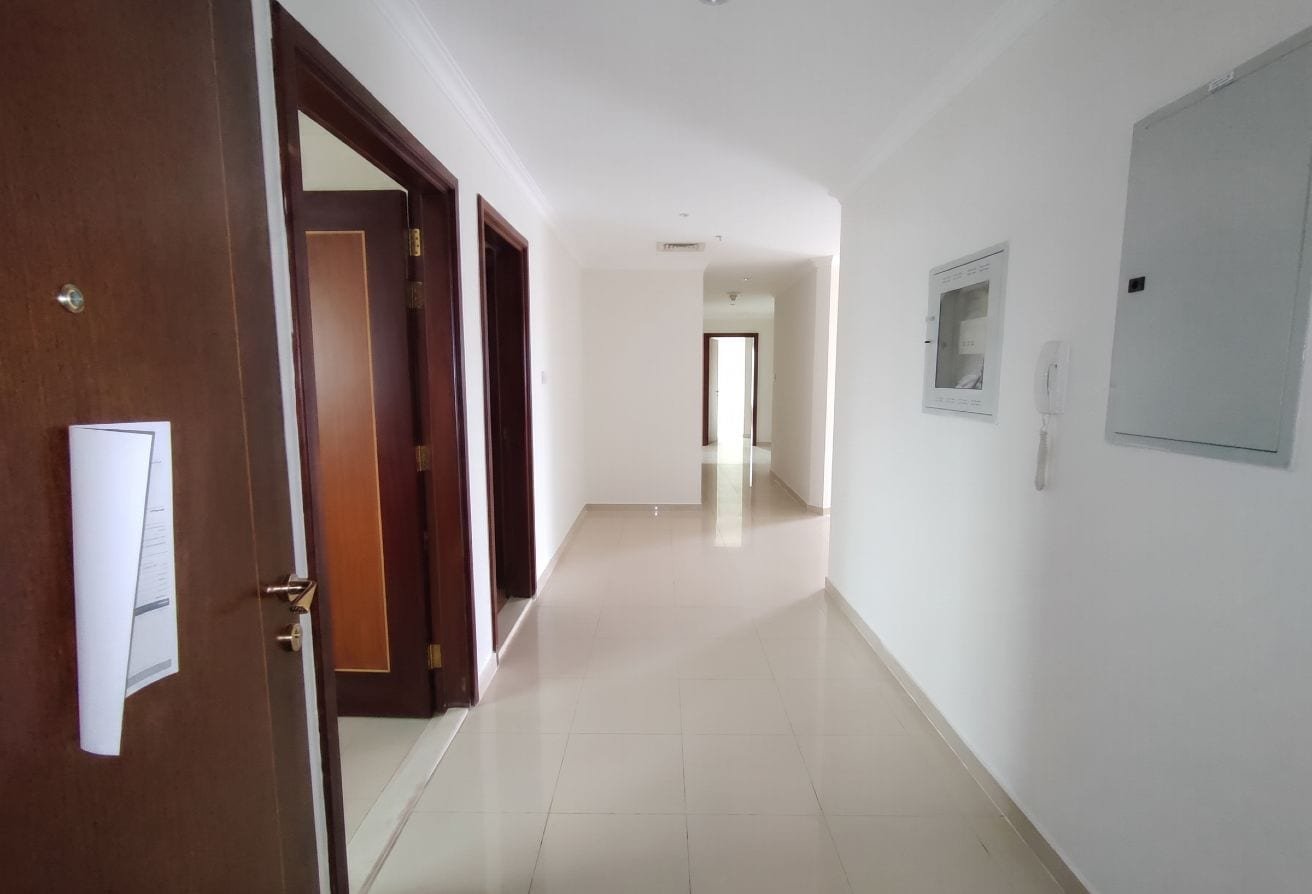 3BR Apartment for Rent in Conqueror Tower, Ajman – photo 2