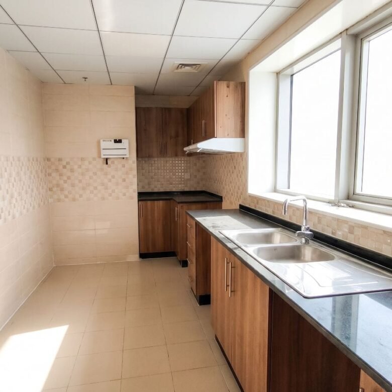 3BR Apartment for Rent in Conqueror Tower, Ajman – photo 4