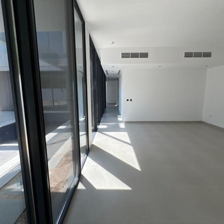 5BR Villa for Sale in Sendian, Masaar, Sharjah – photo 3