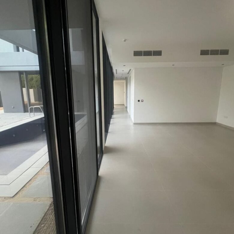 5BR Villa for Sale in Sendian, Masaar, Sharjah – photo 5