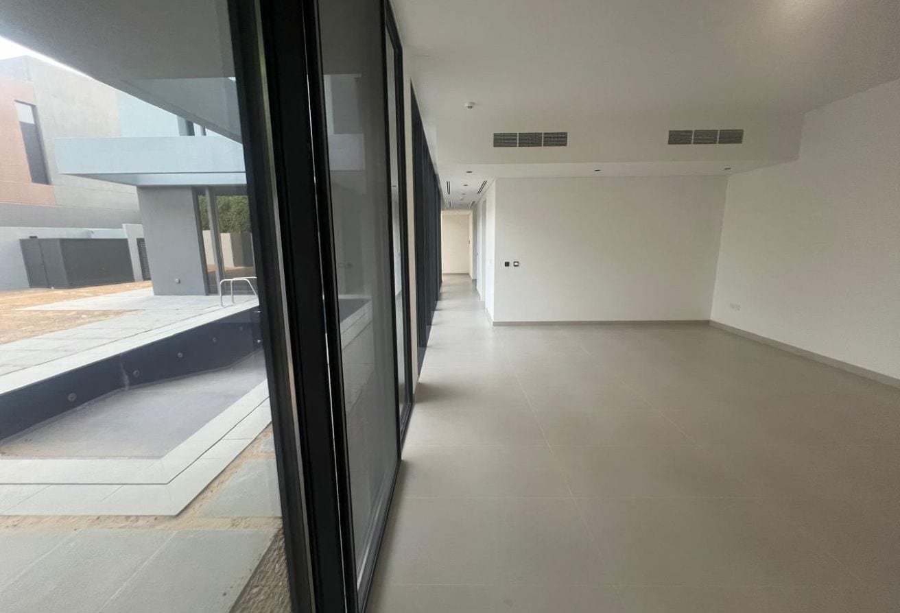 5BR Villa for Sale in Sendian, Masaar, Sharjah – photo 5
