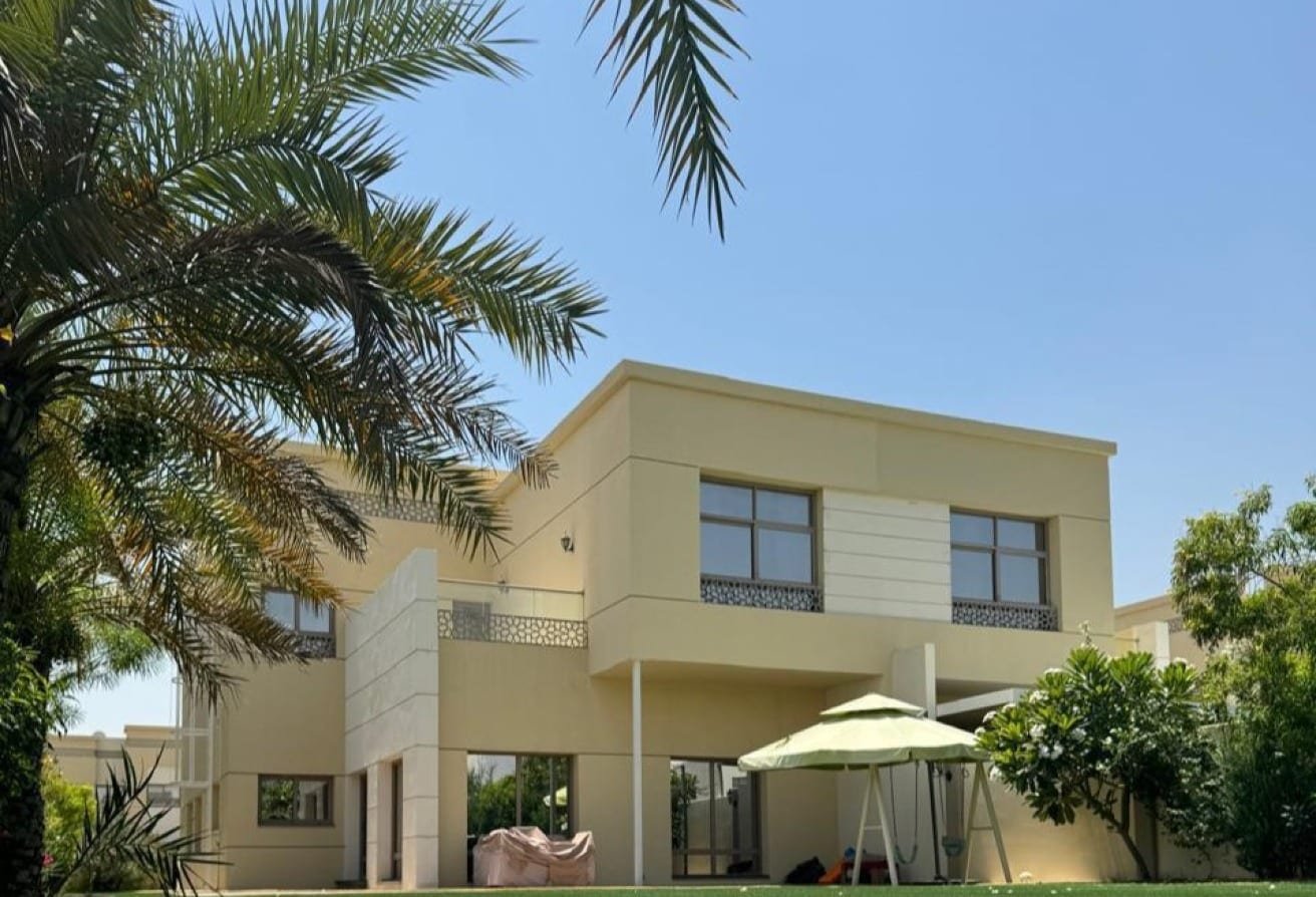 5BR Villa for Sale in Sharjah Garden City, Sharjah – photo 1